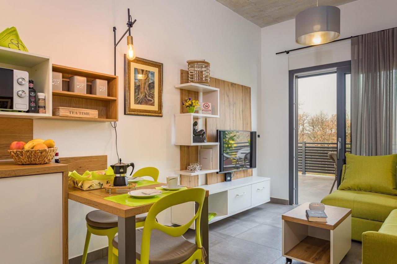 Apartments Bijou With Big Private Garden Near Umag Vilanija Εξωτερικό φωτογραφία