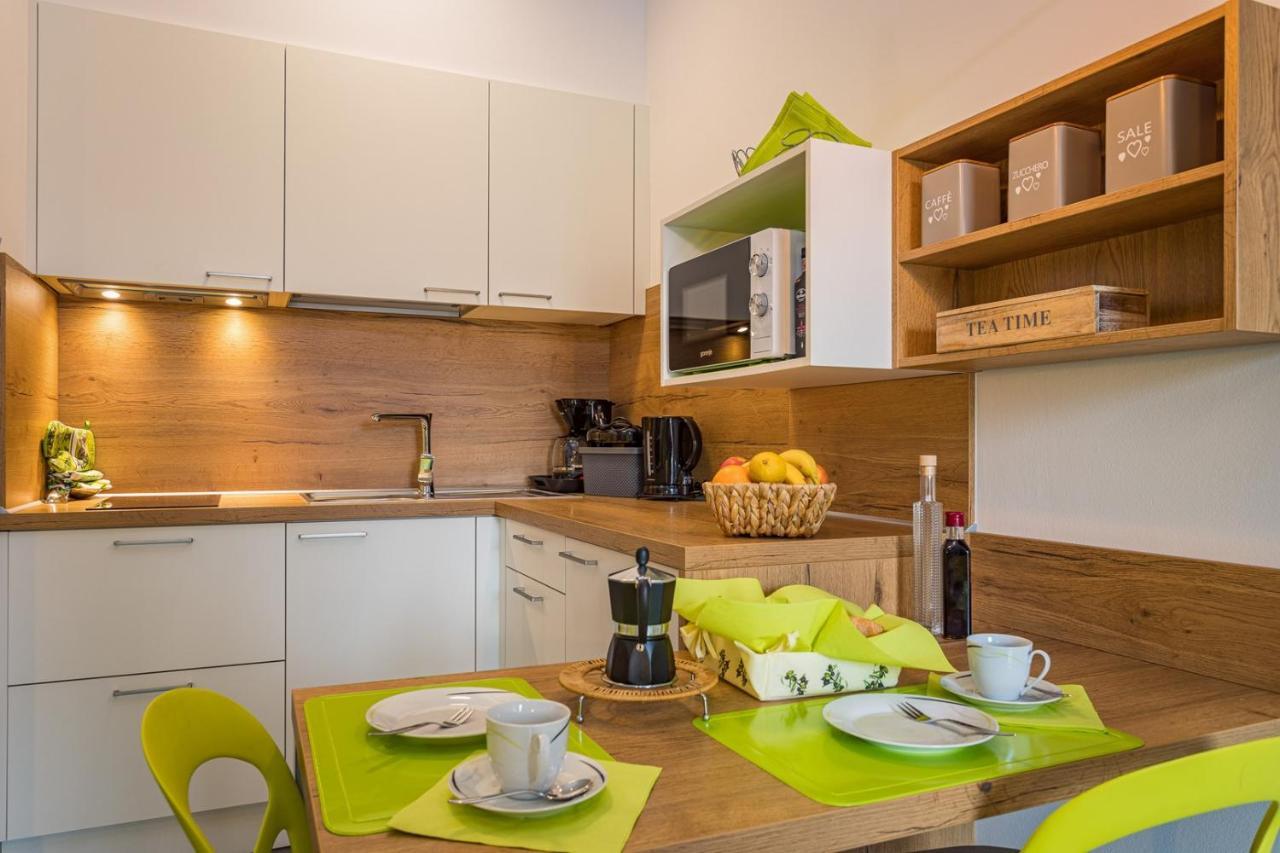 Apartments Bijou With Big Private Garden Near Umag Vilanija Εξωτερικό φωτογραφία