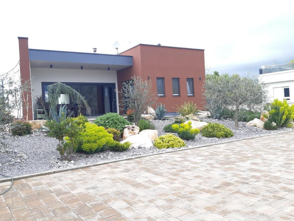 Apartments Bijou With Big Private Garden Near Umag Vilanija Εξωτερικό φωτογραφία