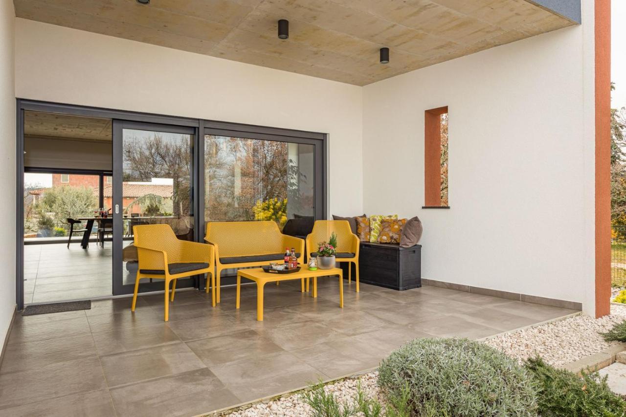 Apartments Bijou With Big Private Garden Near Umag Vilanija Εξωτερικό φωτογραφία